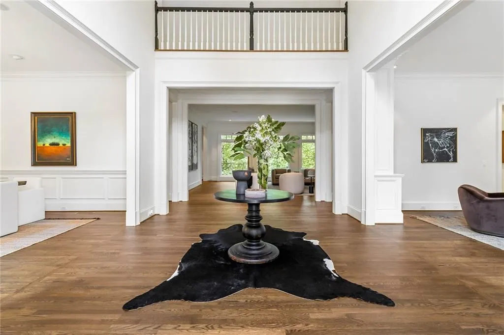 4946 Powers Ferry Road Nw, Sandy Springs, Georgia 30327, 4 Bedrooms Bedrooms, ,3 BathroomsBathrooms,Residential,Sold,4946 Powers Ferry Road Nw,7422371