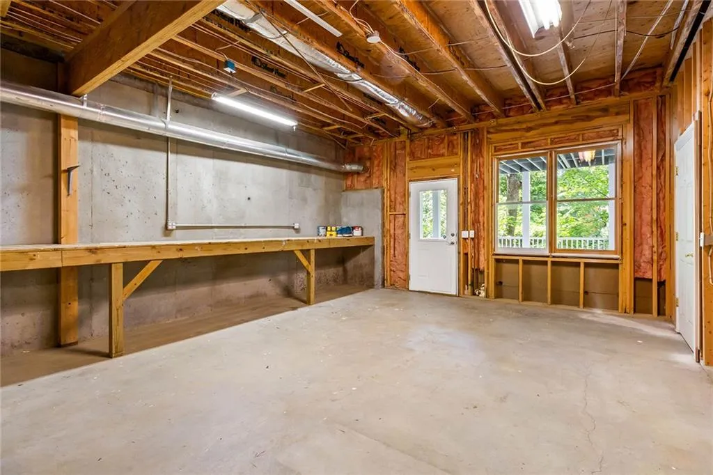 4946 Powers Ferry Road Nw, Sandy Springs, Georgia 30327, 4 Bedrooms Bedrooms, ,3 BathroomsBathrooms,Residential,Sold,4946 Powers Ferry Road Nw,7422371
