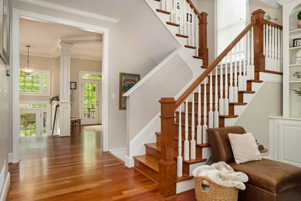 Head Upstairs