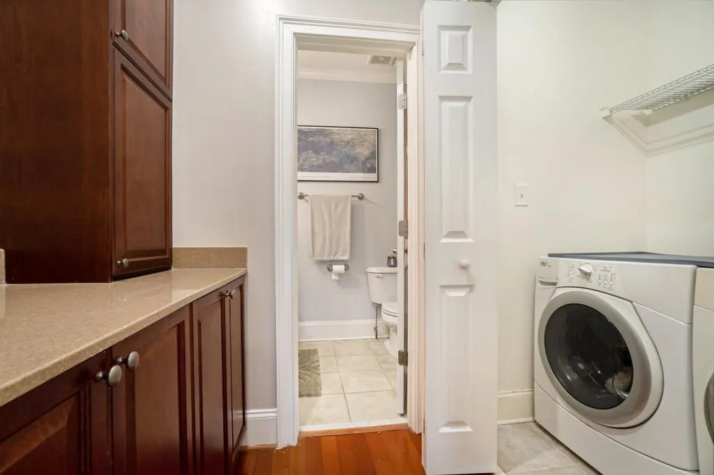Secondary Full Bath And Laundry