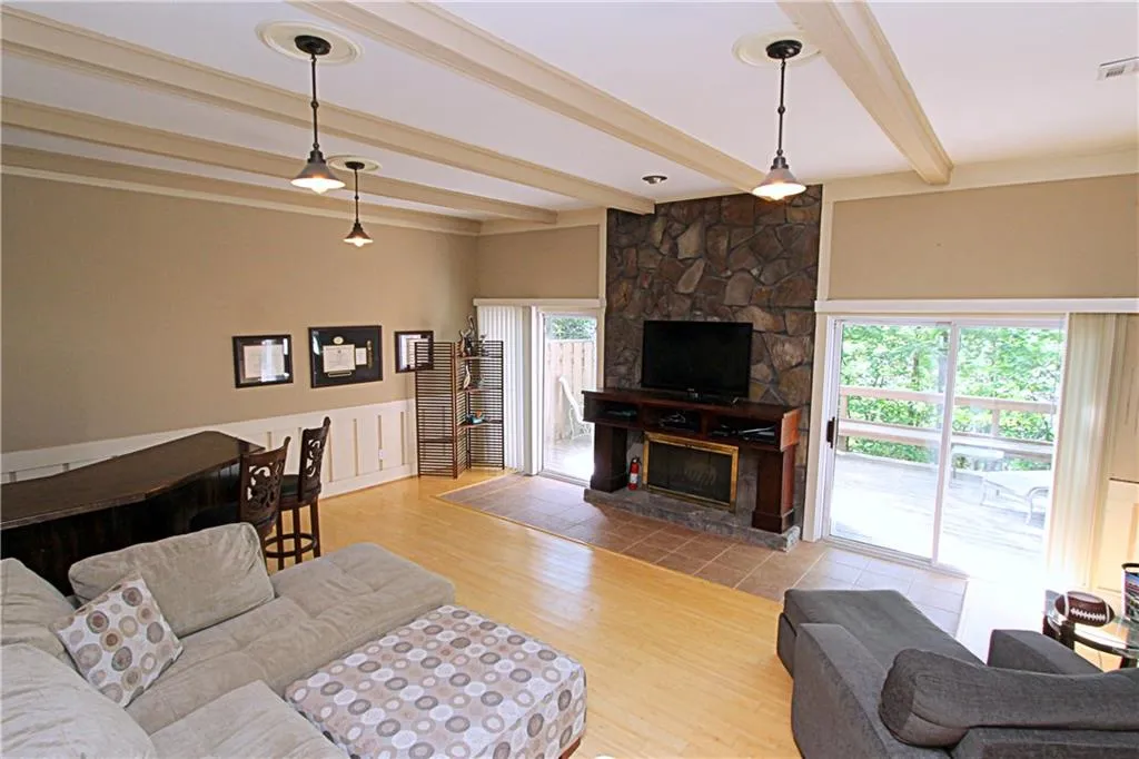 314 The Chace, Atlanta, Georgia 30328, 3 Bedrooms Bedrooms, ,3 BathroomsBathrooms,Residential,Sold,314 The Chace,5684255