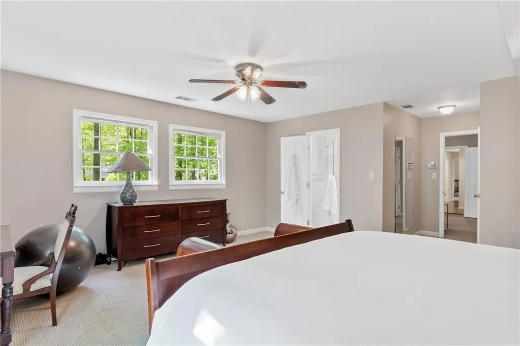 245 W Spalding Drive, Sandy Springs, Georgia 30328, 4 Bedrooms Bedrooms, ,3 BathroomsBathrooms,Residential,Sold,245 W Spalding Drive,6876553