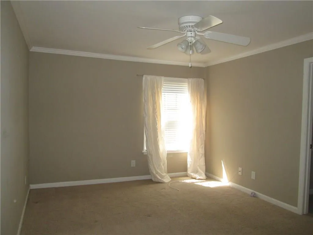 304 Brighton Point, Sandy Springs, Georgia 30328, 2 Bedrooms Bedrooms, ,2 BathroomsBathrooms,Residential,Sold,304 Brighton Point,5905058