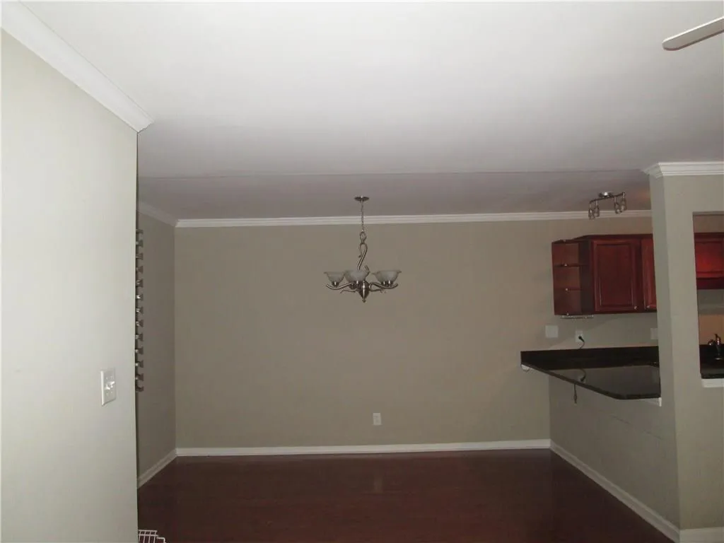 304 Brighton Point, Sandy Springs, Georgia 30328, 2 Bedrooms Bedrooms, ,2 BathroomsBathrooms,Residential,Sold,304 Brighton Point,5905058