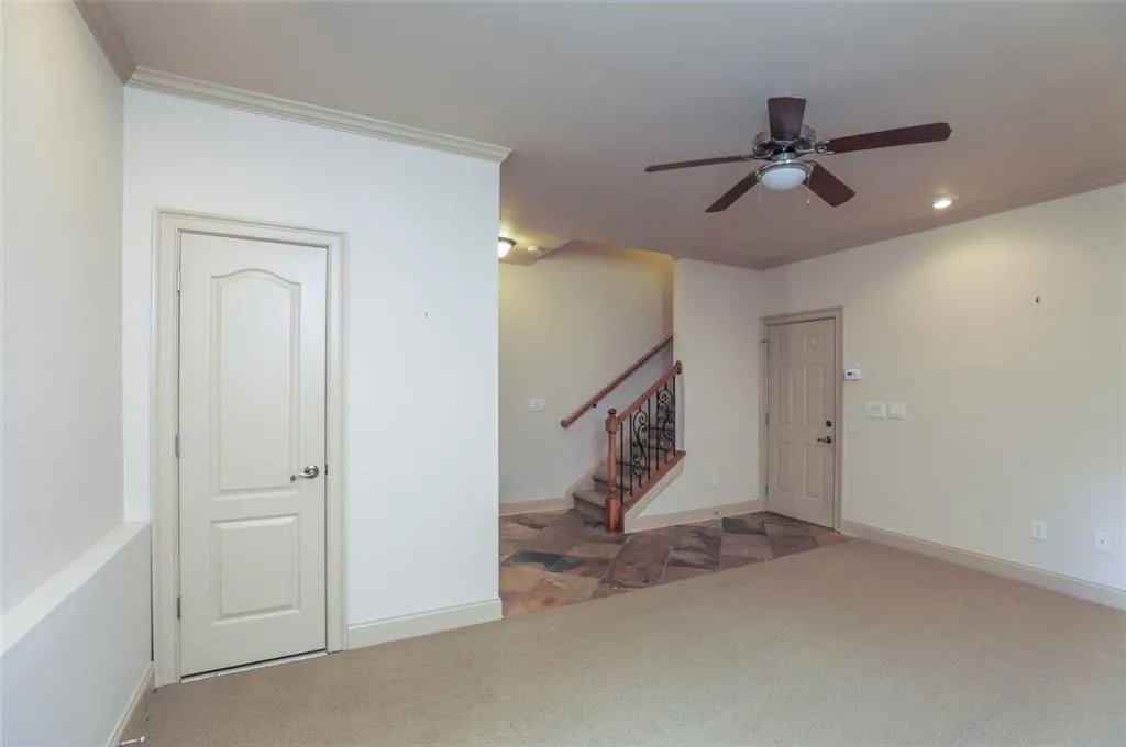 1071 Pearl Point Ne, Sandy Springs, Georgia 30328, 2 Bedrooms Bedrooms, ,3 BathroomsBathrooms,Residential,Sold,1071 Pearl Point Ne,6907261