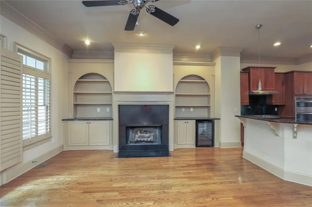 1071 Pearl Point Ne, Sandy Springs, Georgia 30328, 2 Bedrooms Bedrooms, ,3 BathroomsBathrooms,Residential,Sold,1071 Pearl Point Ne,6907261