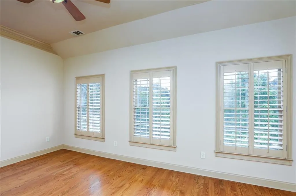 1071 Pearl Point Ne, Sandy Springs, Georgia 30328, 2 Bedrooms Bedrooms, ,3 BathroomsBathrooms,Residential,Sold,1071 Pearl Point Ne,6907261