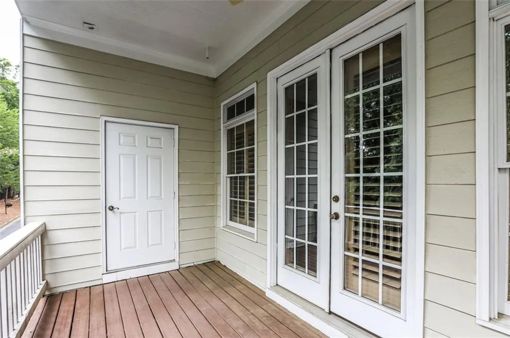 1071 Pearl Point Ne, Sandy Springs, Georgia 30328, 2 Bedrooms Bedrooms, ,3 BathroomsBathrooms,Residential,Sold,1071 Pearl Point Ne,6907261