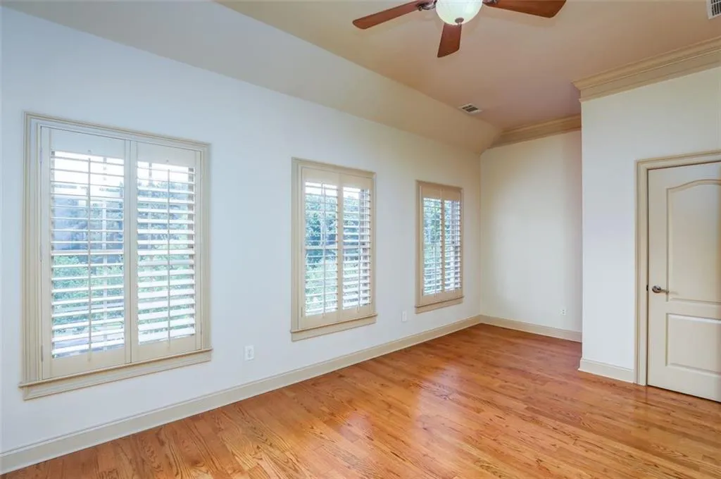 1071 Pearl Point Ne, Sandy Springs, Georgia 30328, 2 Bedrooms Bedrooms, ,3 BathroomsBathrooms,Residential,Sold,1071 Pearl Point Ne,6907261