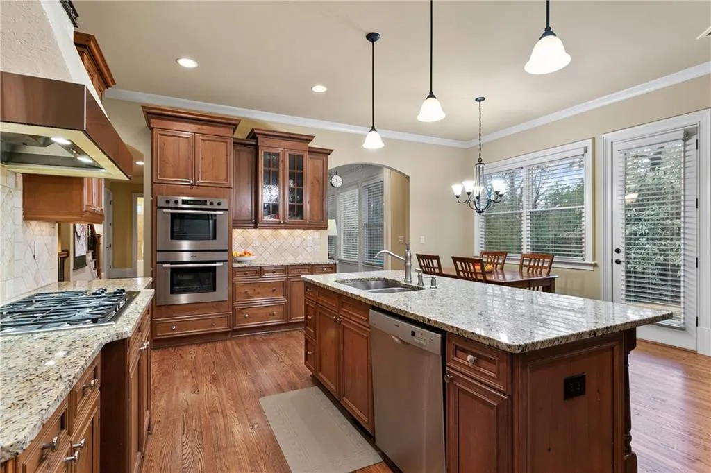5850 Garber Drive, Sandy Springs, Georgia 30328, 6 Bedrooms Bedrooms, ,5 BathroomsBathrooms,Residential,Sold,5850 Garber Drive,6863202