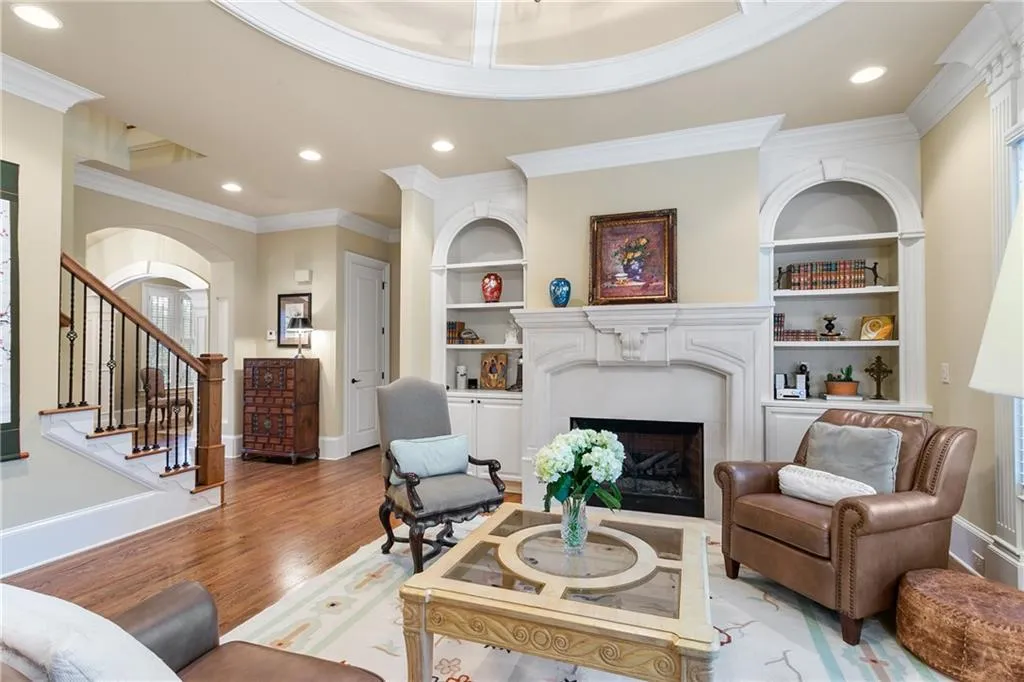 5850 Garber Drive, Sandy Springs, Georgia 30328, 6 Bedrooms Bedrooms, ,5 BathroomsBathrooms,Residential,Sold,5850 Garber Drive,6863202