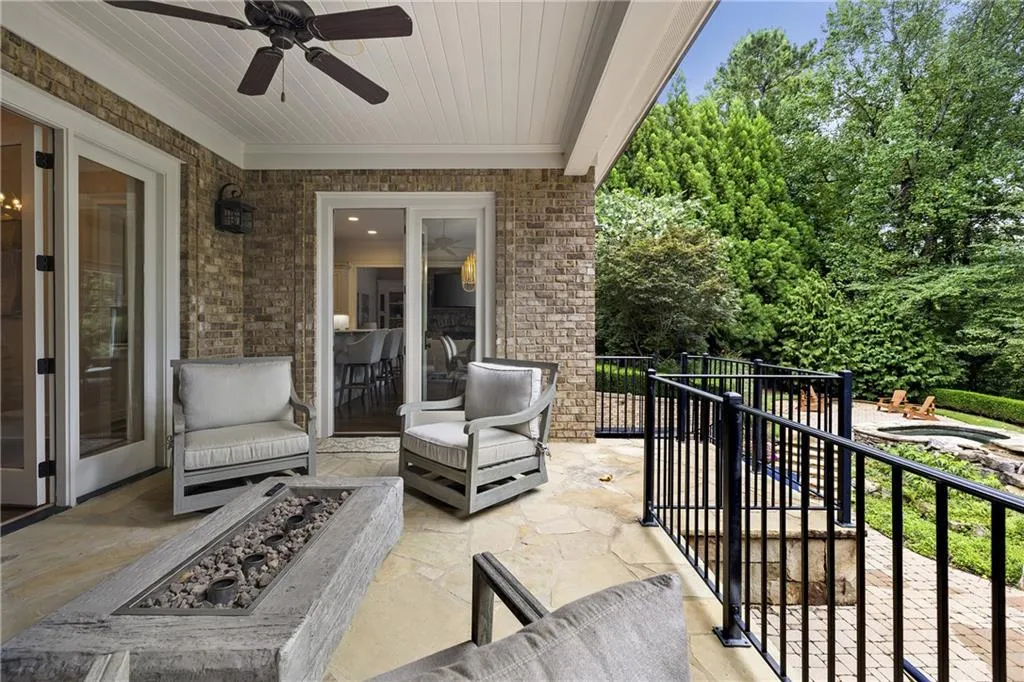 5575 Lake Island Drive, Atlanta, Georgia 30327, 5 Bedrooms Bedrooms, ,6 BathroomsBathrooms,Residential,For Sale,5575 Lake Island Drive,7627460