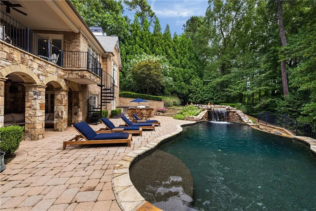 5575 Lake Island Drive, Atlanta, Georgia 30327, 5 Bedrooms Bedrooms, ,6 BathroomsBathrooms,Residential,For Sale,5575 Lake Island Drive,7627460
