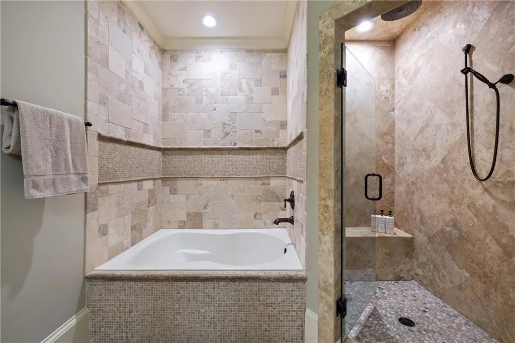 5575 Lake Island Drive, Atlanta, Georgia 30327, 5 Bedrooms Bedrooms, ,6 BathroomsBathrooms,Residential,For Sale,5575 Lake Island Drive,7627460