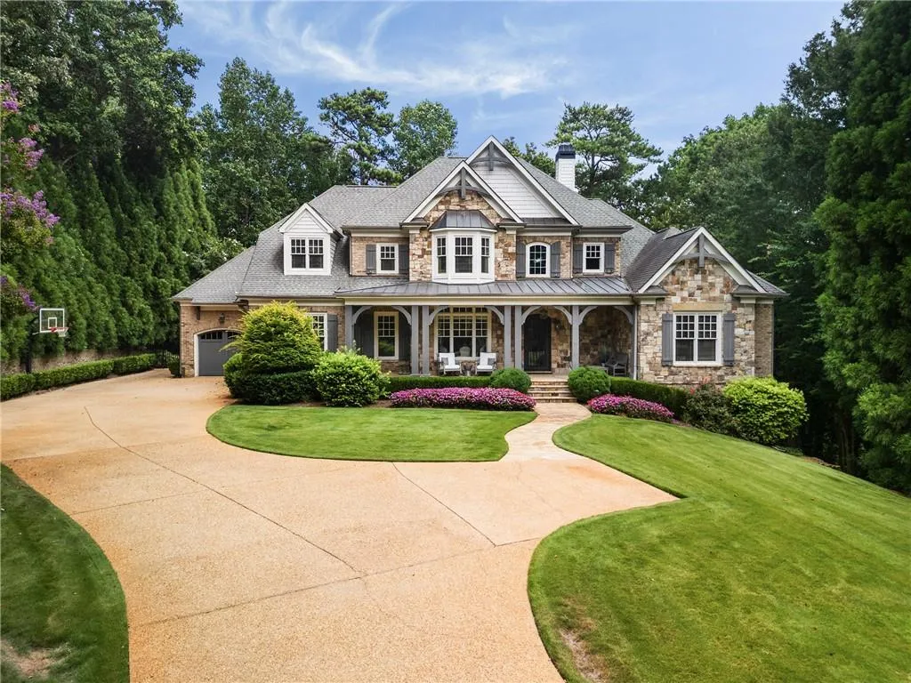 5575 Lake Island Drive, Atlanta, Georgia 30327, 5 Bedrooms Bedrooms, ,6 BathroomsBathrooms,Residential,For Sale,5575 Lake Island Drive,7627460