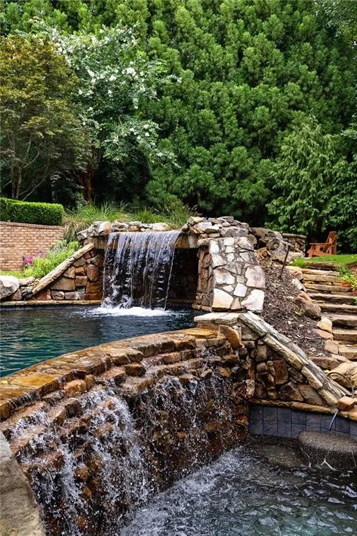 5575 Lake Island Drive, Atlanta, Georgia 30327, 5 Bedrooms Bedrooms, ,6 BathroomsBathrooms,Residential,For Sale,5575 Lake Island Drive,7627460