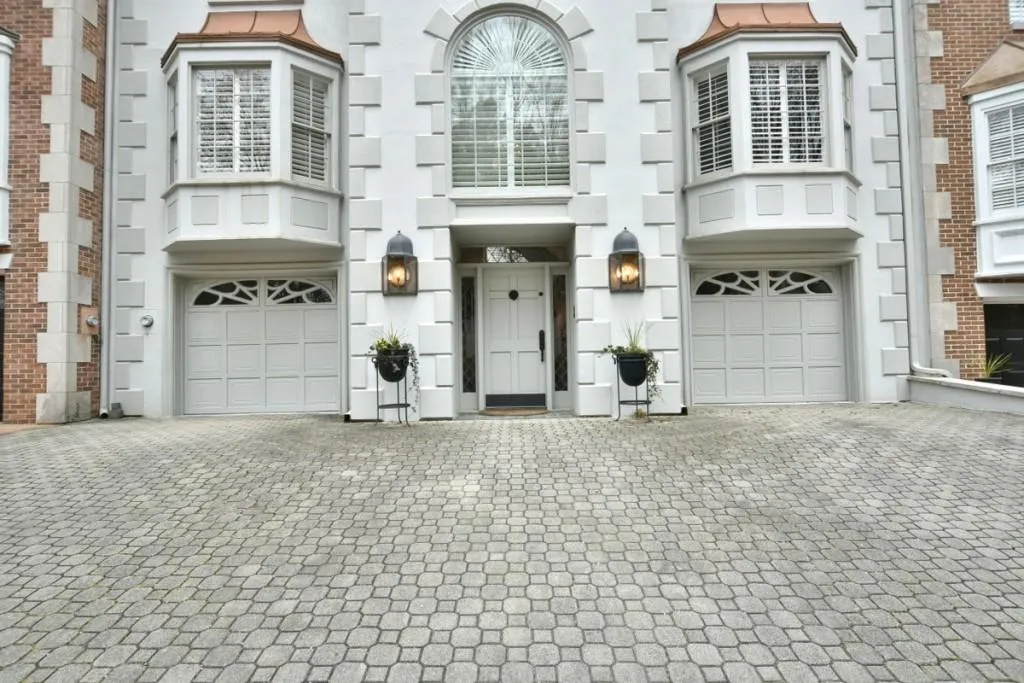 4 Paris Park Place Unit 4, Sandy Springs, Georgia 30350, 3 Bedrooms Bedrooms, ,2 BathroomsBathrooms,Residential,Sold,4 Paris Park Place Unit 4,5665451