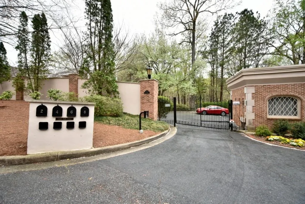 4 Paris Park Place Unit 4, Sandy Springs, Georgia 30350, 3 Bedrooms Bedrooms, ,2 BathroomsBathrooms,Residential,Sold,4 Paris Park Place Unit 4,5665451