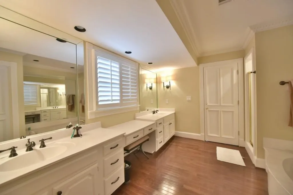 4 Paris Park Place Unit 4, Sandy Springs, Georgia 30350, 3 Bedrooms Bedrooms, ,2 BathroomsBathrooms,Residential,Sold,4 Paris Park Place Unit 4,5665451