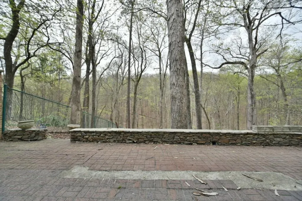 4 Paris Park Place Unit 4, Sandy Springs, Georgia 30350, 3 Bedrooms Bedrooms, ,2 BathroomsBathrooms,Residential,Sold,4 Paris Park Place Unit 4,5665451