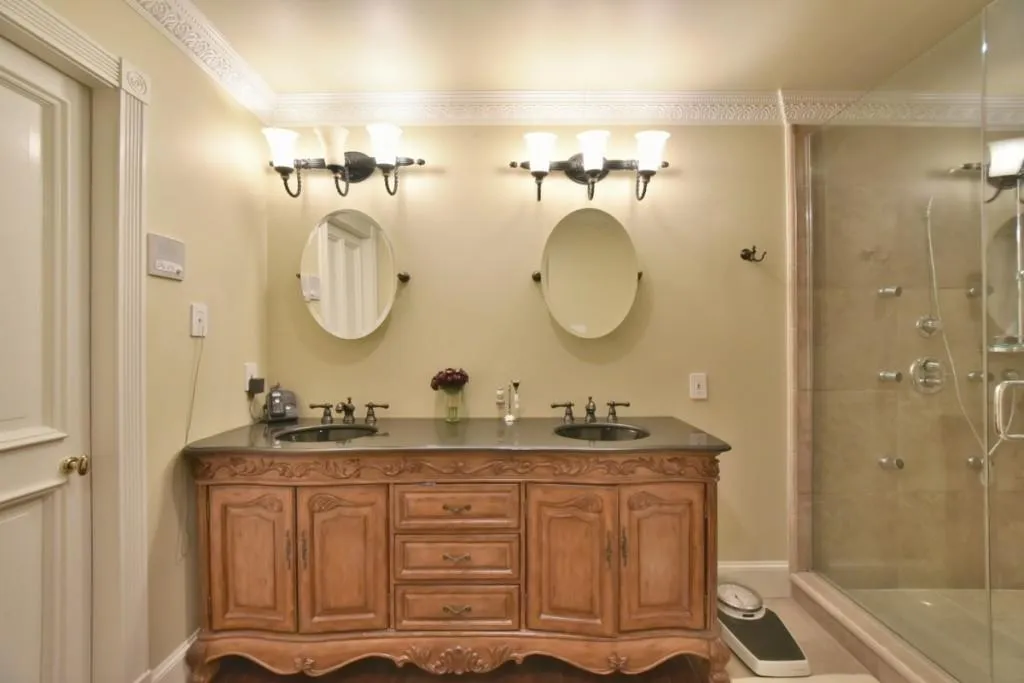 4 Paris Park Place Unit 4, Sandy Springs, Georgia 30350, 3 Bedrooms Bedrooms, ,2 BathroomsBathrooms,Residential,Sold,4 Paris Park Place Unit 4,5665451