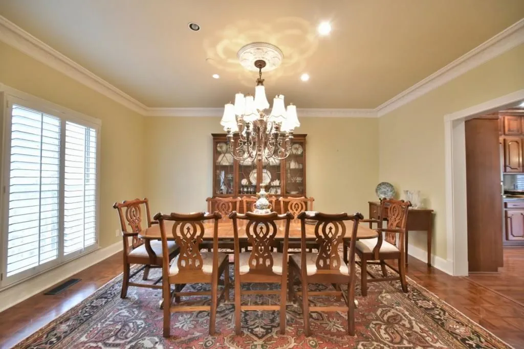 4 Paris Park Place Unit 4, Sandy Springs, Georgia 30350, 3 Bedrooms Bedrooms, ,2 BathroomsBathrooms,Residential,Sold,4 Paris Park Place Unit 4,5665451