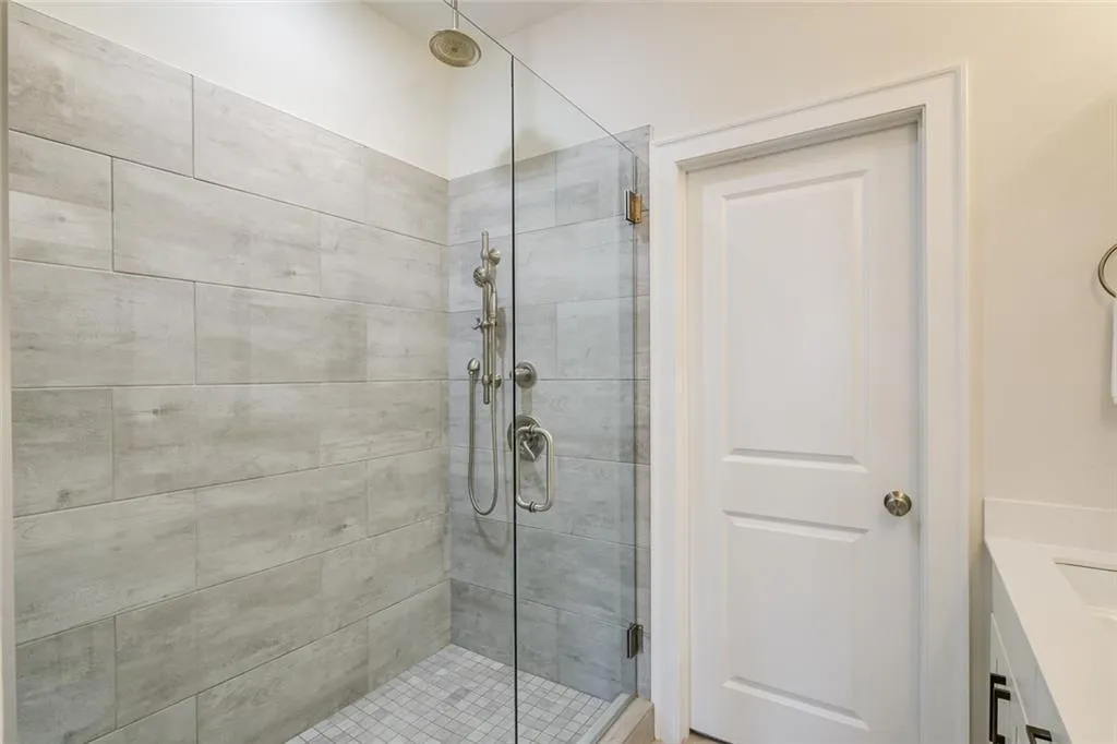 4319 Parkside Place, Atlanta, Georgia 30342, 2 Bedrooms Bedrooms, ,2 BathroomsBathrooms,Residential,Sold,4319 Parkside Place,6886817
