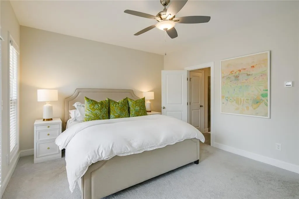 4319 Parkside Place, Atlanta, Georgia 30342, 2 Bedrooms Bedrooms, ,2 BathroomsBathrooms,Residential,Sold,4319 Parkside Place,6886817