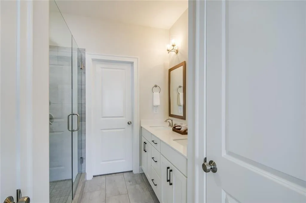 4319 Parkside Place, Atlanta, Georgia 30342, 2 Bedrooms Bedrooms, ,2 BathroomsBathrooms,Residential,Sold,4319 Parkside Place,6886817