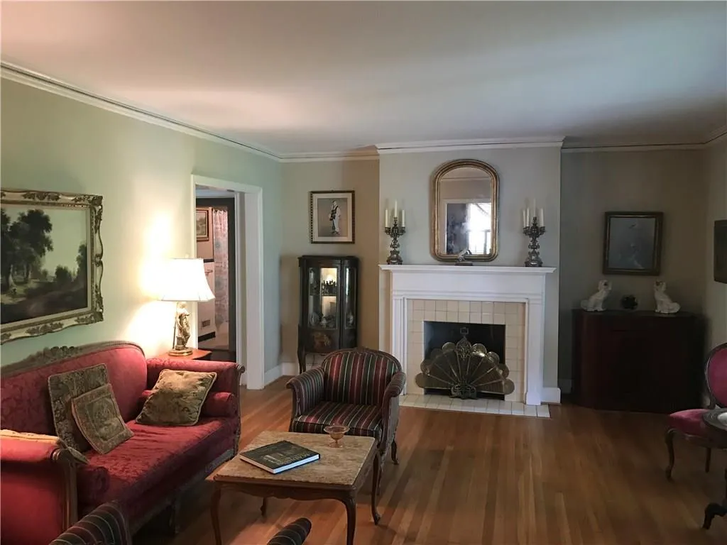 3352 Mathieson Drive Ne, Atlanta, Georgia 30305, 3 Bedrooms Bedrooms, ,2 BathroomsBathrooms,Residential,Sold,3352 Mathieson Drive Ne,5920082