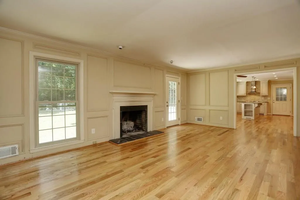 585 Coldstream Court, Sandy Springs, Georgia 30328, 4 Bedrooms Bedrooms, ,3 BathroomsBathrooms,Residential,Sold,585 Coldstream Court,5895368