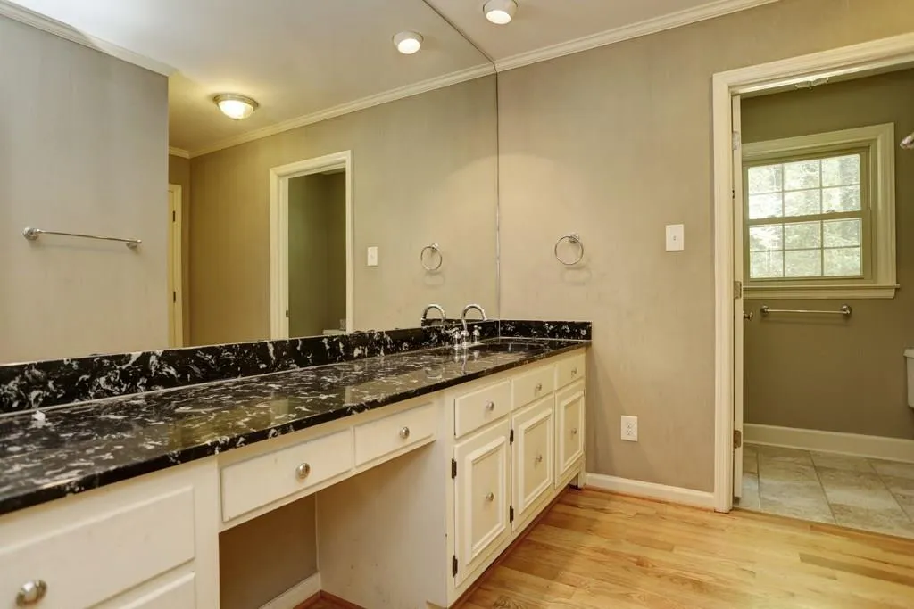 585 Coldstream Court, Sandy Springs, Georgia 30328, 4 Bedrooms Bedrooms, ,3 BathroomsBathrooms,Residential,Sold,585 Coldstream Court,5895368