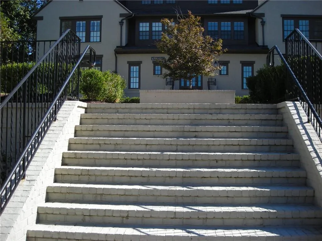 6723 Cadence Boulevard, Sandy Springs, Georgia 30328, 1 Bedroom Bedrooms, ,1 BathroomBathrooms,Residential,Sold,6723 Cadence Boulevard,6958363