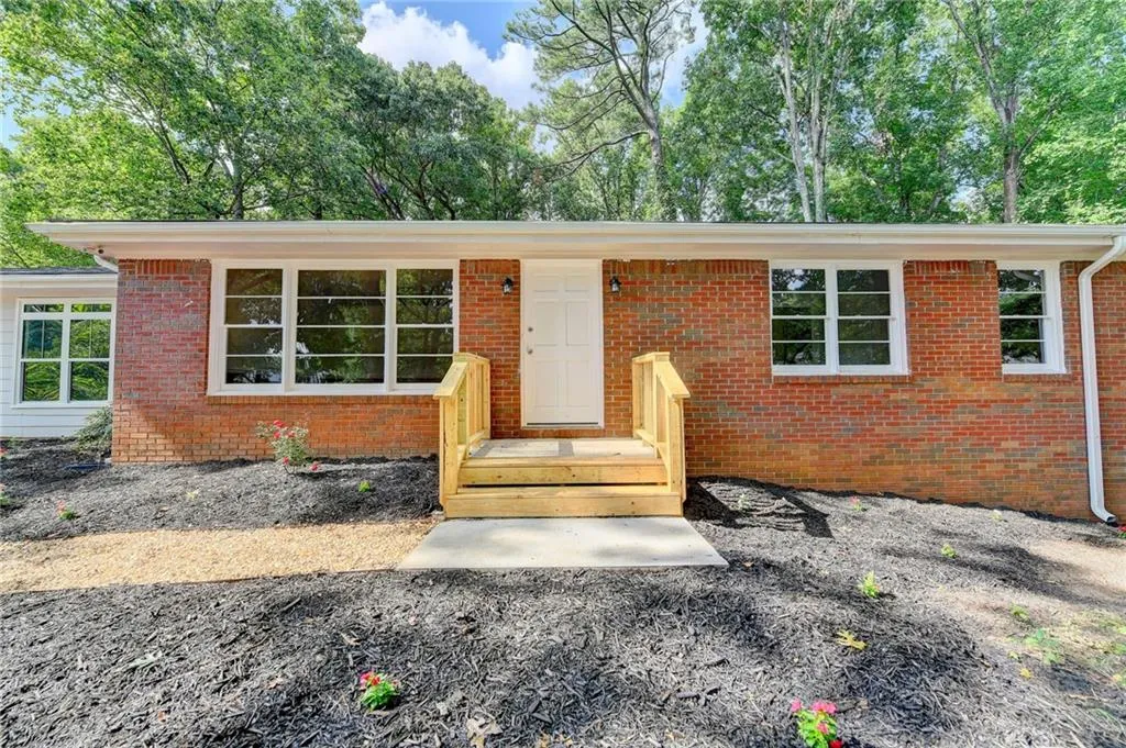 1110 Hope Road, Atlanta, Georgia 30350, 3 Bedrooms Bedrooms, ,2 BathroomsBathrooms,Residential,Sold,1110 Hope Road,6930357