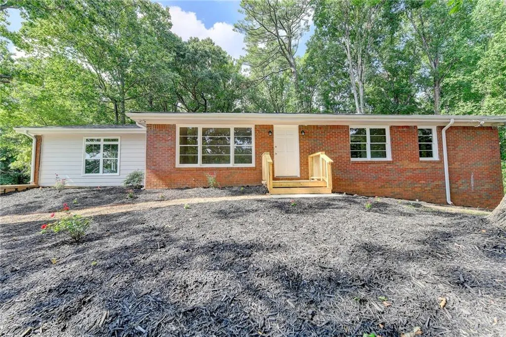 1110 Hope Road, Atlanta, Georgia 30350, 3 Bedrooms Bedrooms, ,2 BathroomsBathrooms,Residential,Sold,1110 Hope Road,6930357