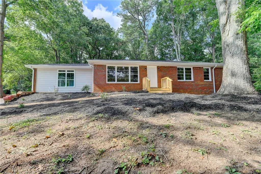 1110 Hope Road, Atlanta, Georgia 30350, 3 Bedrooms Bedrooms, ,2 BathroomsBathrooms,Residential,Sold,1110 Hope Road,6930357