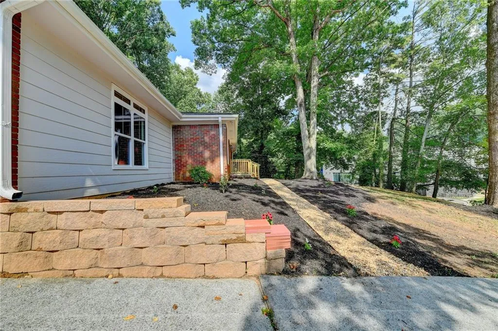 1110 Hope Road, Atlanta, Georgia 30350, 3 Bedrooms Bedrooms, ,2 BathroomsBathrooms,Residential,Sold,1110 Hope Road,6930357