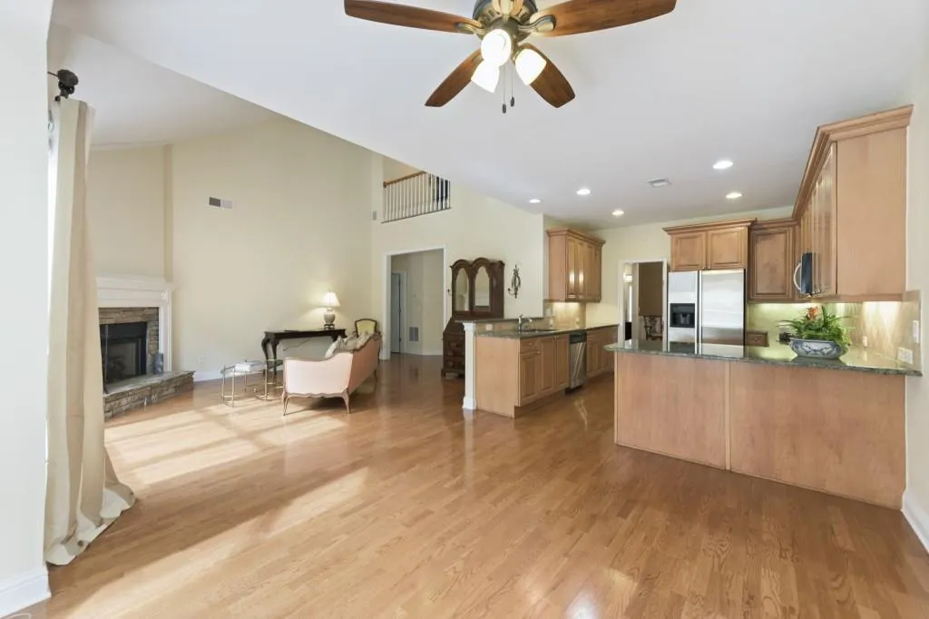6355 Glen Oaks Lane, Sandy Springs, Georgia 30328, 4 Bedrooms Bedrooms, ,3 BathroomsBathrooms,Residential,Sold,6355 Glen Oaks Lane,6796895