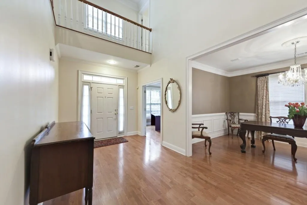 6355 Glen Oaks Lane, Sandy Springs, Georgia 30328, 4 Bedrooms Bedrooms, ,3 BathroomsBathrooms,Residential,Sold,6355 Glen Oaks Lane,6796895