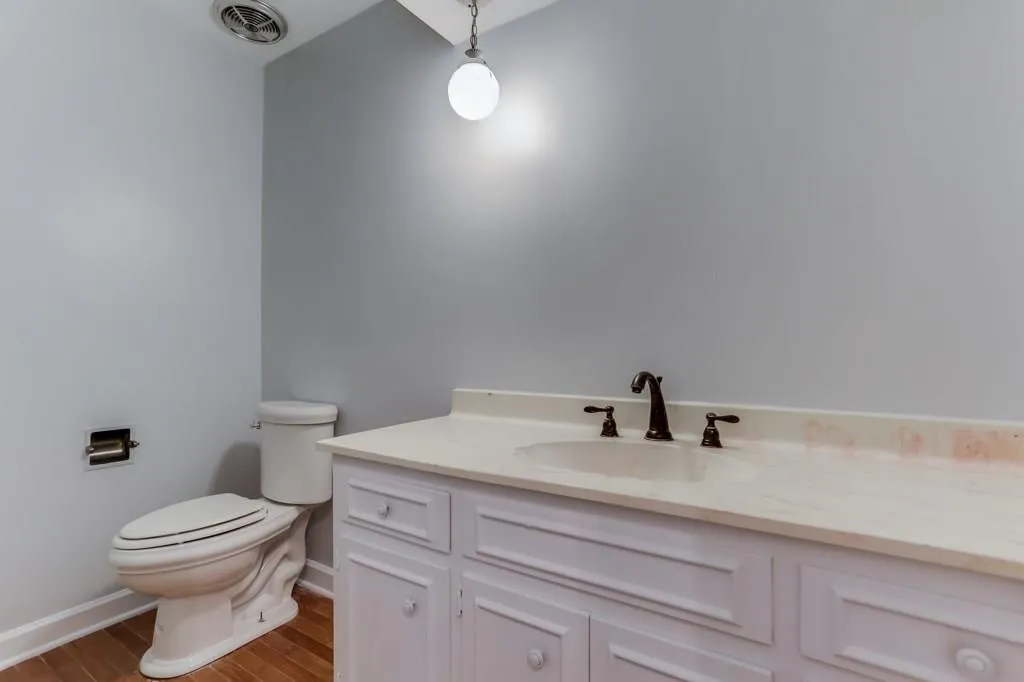 2215 Spalding Drive, Sandy Springs, Georgia 30350, 4 Bedrooms Bedrooms, ,3 BathroomsBathrooms,Residential,Sold,2215 Spalding Drive,6115722