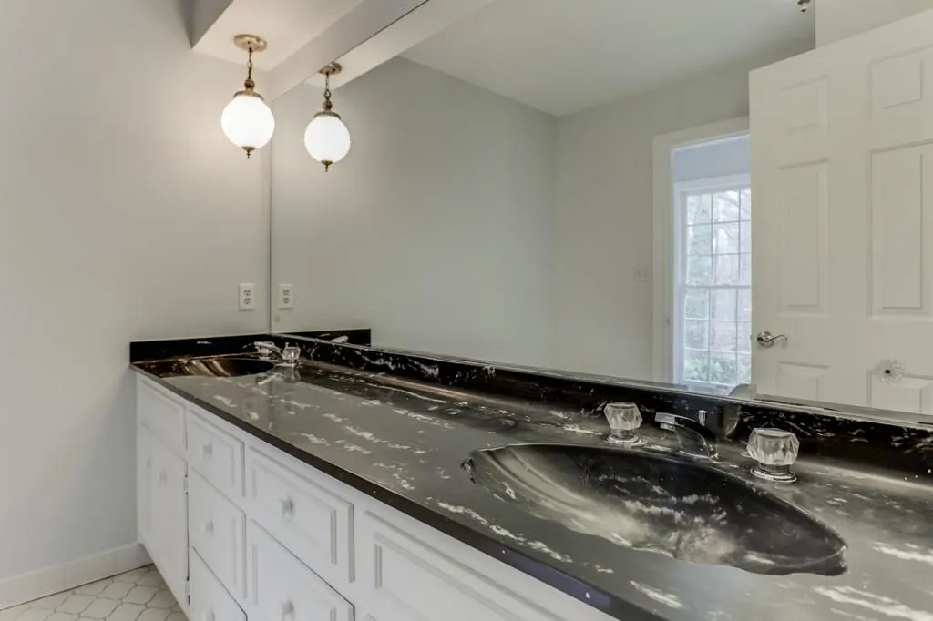 2215 Spalding Drive, Sandy Springs, Georgia 30350, 4 Bedrooms Bedrooms, ,3 BathroomsBathrooms,Residential,Sold,2215 Spalding Drive,6115722