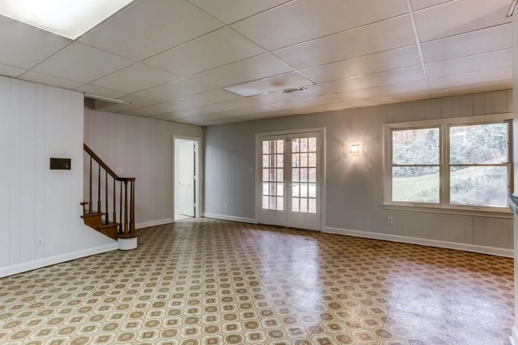2215 Spalding Drive, Sandy Springs, Georgia 30350, 4 Bedrooms Bedrooms, ,3 BathroomsBathrooms,Residential,Sold,2215 Spalding Drive,6115722