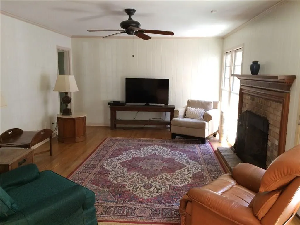 230 Stone Mill Trail, Atlanta, Georgia 30328, 3 Bedrooms Bedrooms, ,2 BathroomsBathrooms,Residential,Sold,230 Stone Mill Trail,5993937