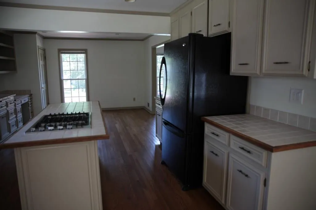 230 Stone Mill Trail, Atlanta, Georgia 30328, 3 Bedrooms Bedrooms, ,2 BathroomsBathrooms,Residential,Sold,230 Stone Mill Trail,5993937