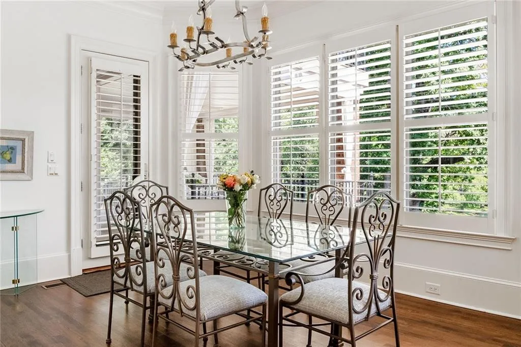 5509 Long Island Drive Nw, Atlanta, Georgia 30327, 6 Bedrooms Bedrooms, ,7 BathroomsBathrooms,Residential,Sold,5509 Long Island Drive Nw,7447945