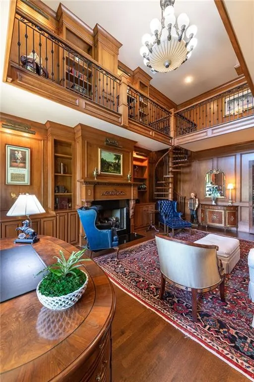 5509 Long Island Drive Nw, Atlanta, Georgia 30327, 6 Bedrooms Bedrooms, ,7 BathroomsBathrooms,Residential,Sold,5509 Long Island Drive Nw,7447945