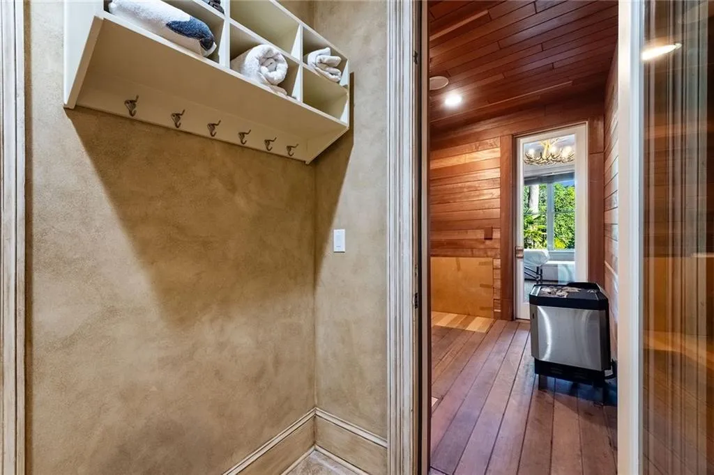 5509 Long Island Drive Nw, Atlanta, Georgia 30327, 6 Bedrooms Bedrooms, ,7 BathroomsBathrooms,Residential,Sold,5509 Long Island Drive Nw,7447945