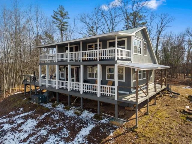 56 Robins Ridge, Blue Ridge, Georgia 30513