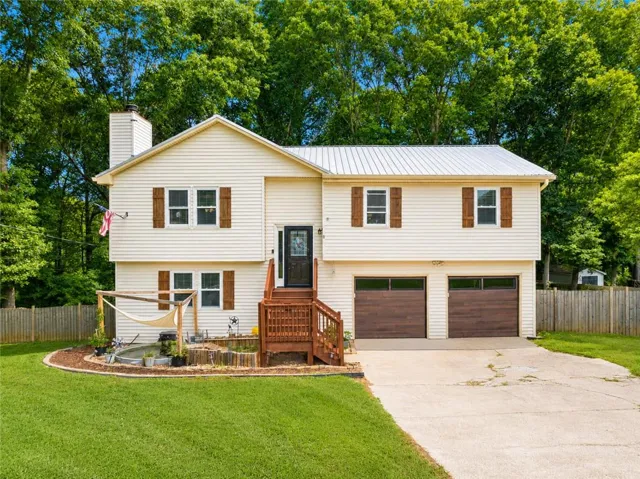 1508 Country Court, Auburn, Georgia 30011