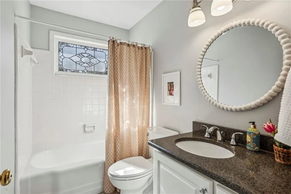 7310 Hunters Branch Drive, Atlanta, Georgia 30328, 5 Bedrooms Bedrooms, ,3 BathroomsBathrooms,Residential,Sold,7310 Hunters Branch Drive,7519135